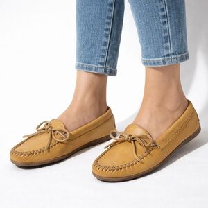 Laurentian Chief Tan Leather Moccasins size 7